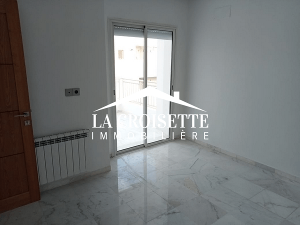 Appartement S+2 à La Soukra